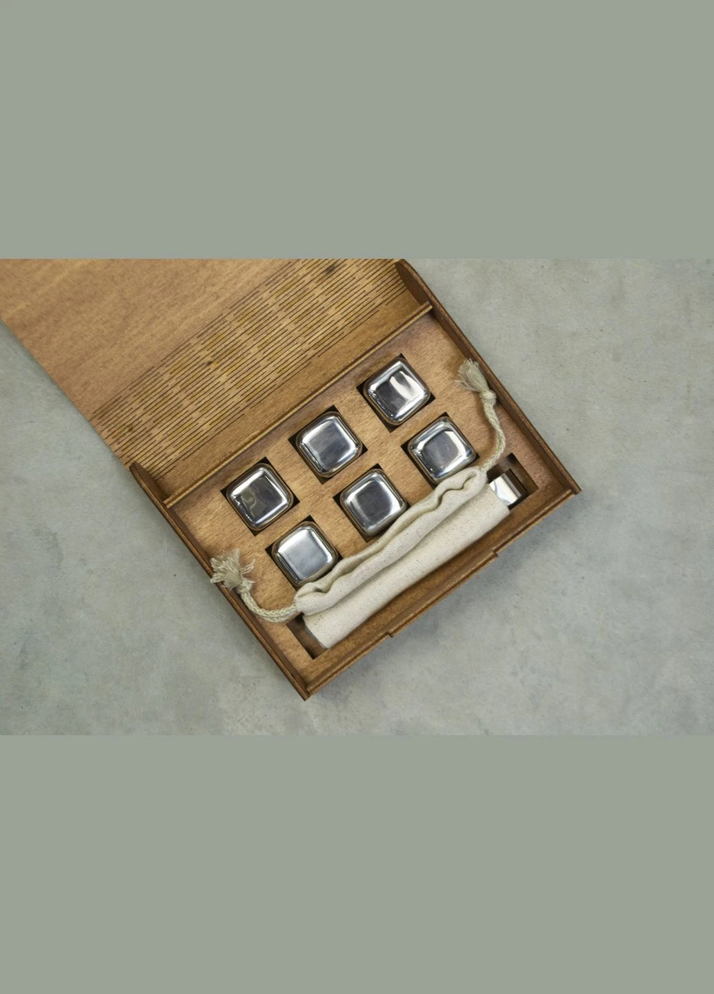 Кубики для віскі Relax Whiskey Stones Original Wood 6шт з металу срібному кольорі (MBS-10501) 10087 Moltis (378650092)