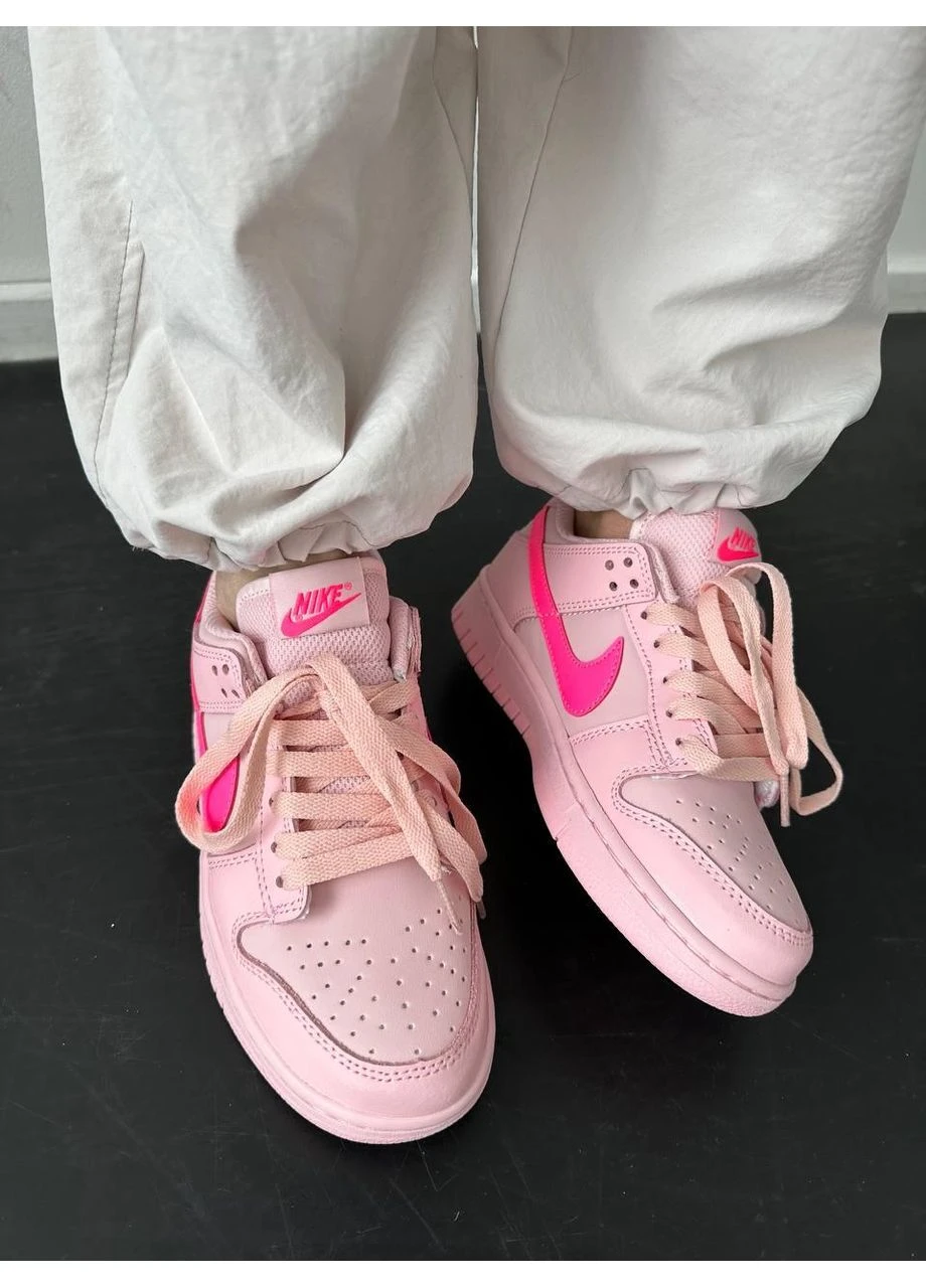 КРОСІВКИ ЖІНОЧІ NIKE SB DUNK LOW TRIPLE PINK НАЙК СБ ДАНК РОЖЕВІ No Brand рожеві демісезони (391964578)