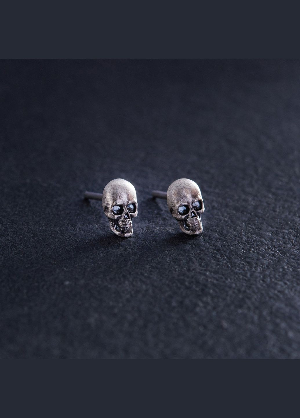 Серьги - пусеты Череп в серебре 123301 Oniks (264025107)