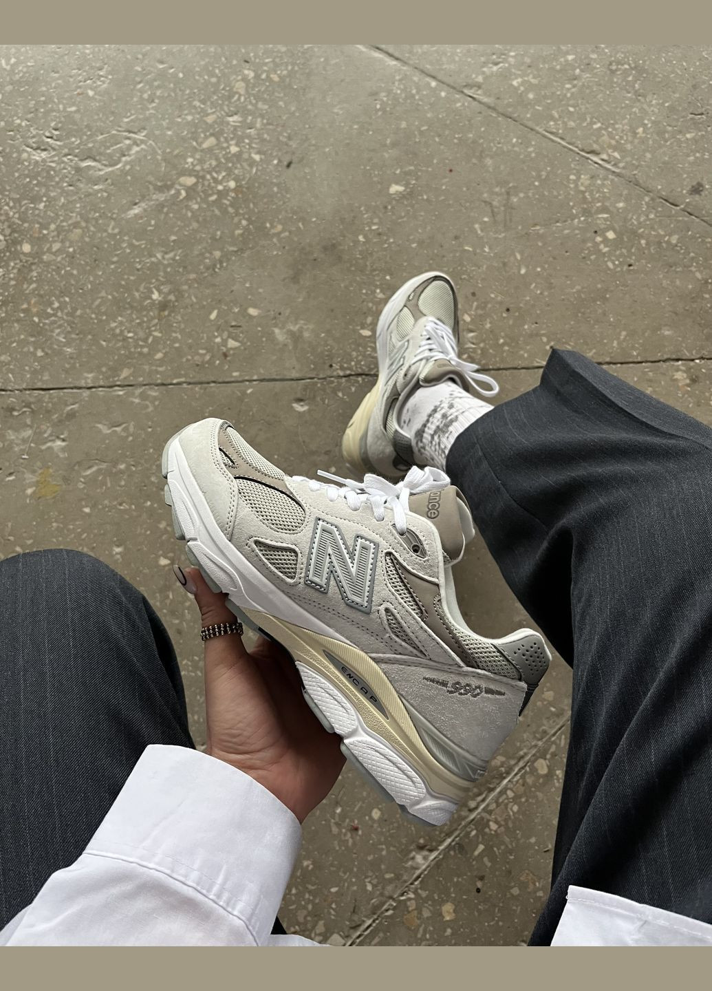 Кроссовки женские и мужские New Balance 990 grey brown | Нью Беланс 990 серые коричневые No Brand серые демисезоны (316663543)