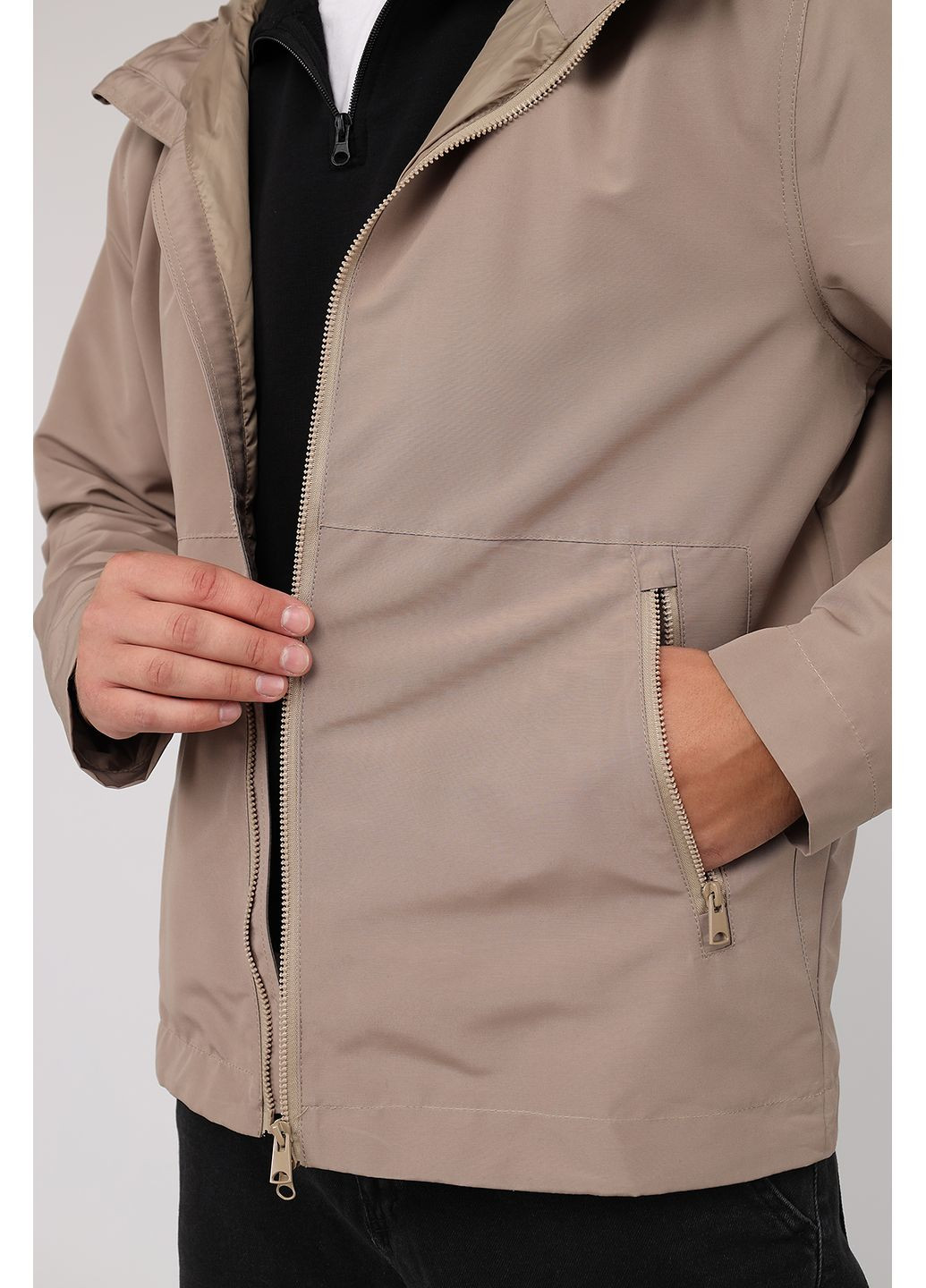 Бежевая демисезонная ветровка Yuki