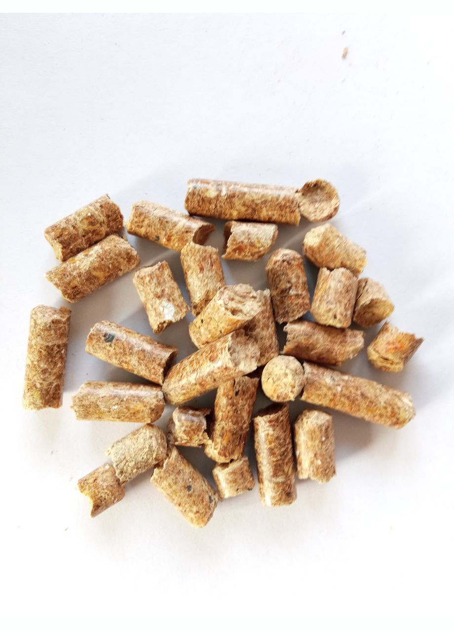 Древесный наполнитель, белая гранула 15 кг. No Brand (320950511)