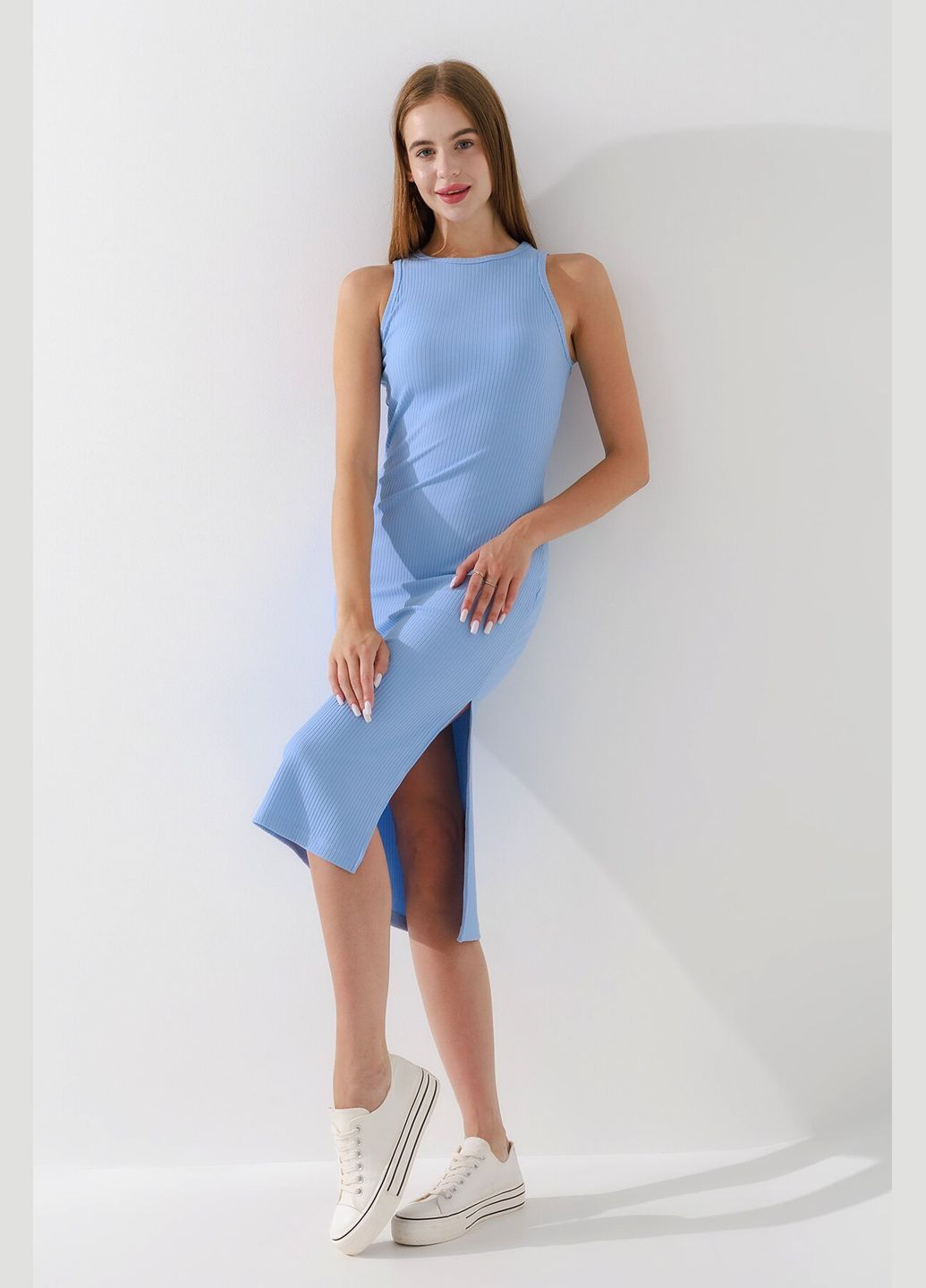 Голубое повседневный платье однотонное женское wbc02385 голубой LAWA
