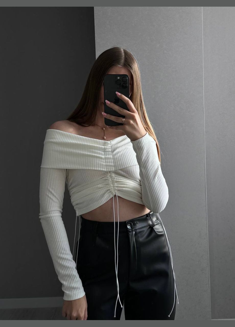 Жіночий топ з відкритими плечами Avanti (320372287)