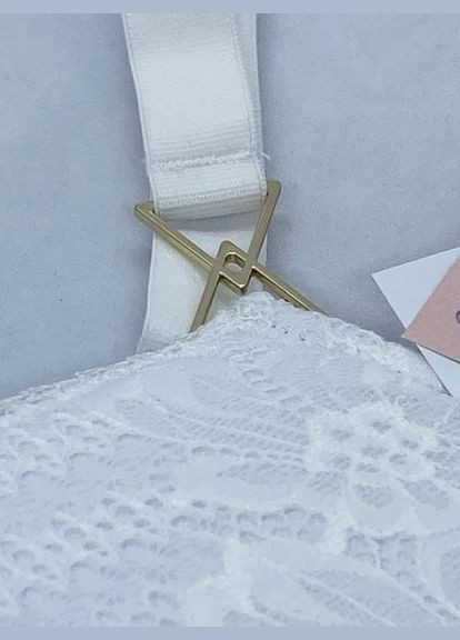 Белый планж бюстгальтер Pretty Secrets с косточками полиамид