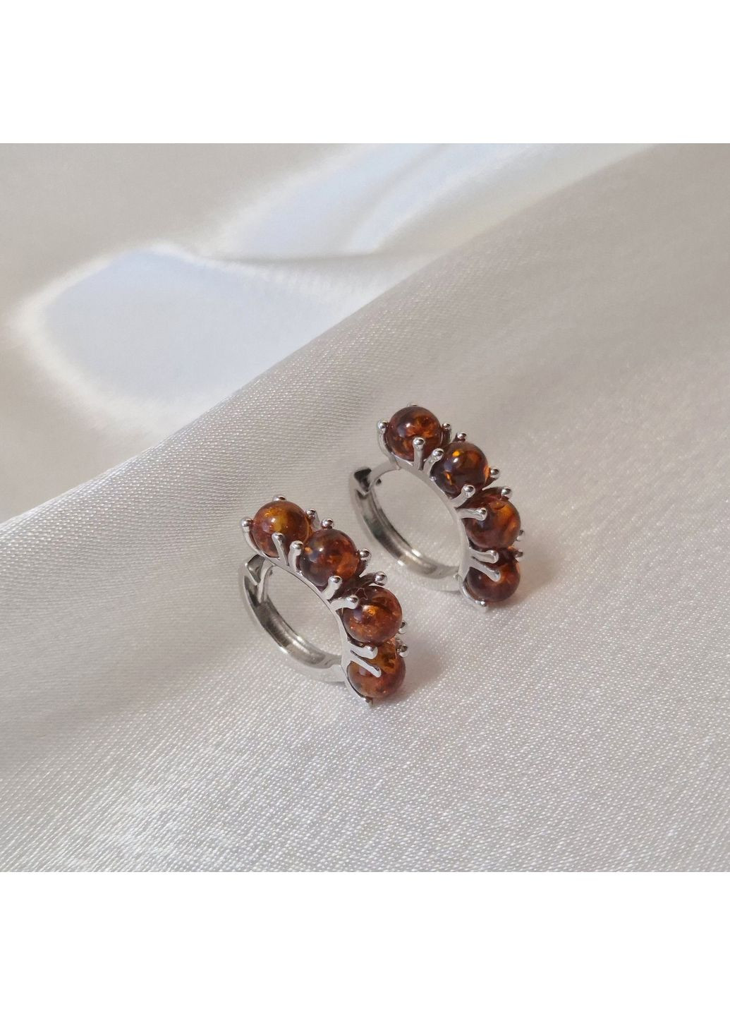 Срібні сережки з Бурштином срібло 925 проби Родоване 895с 3.56г Nobrand (370438665)