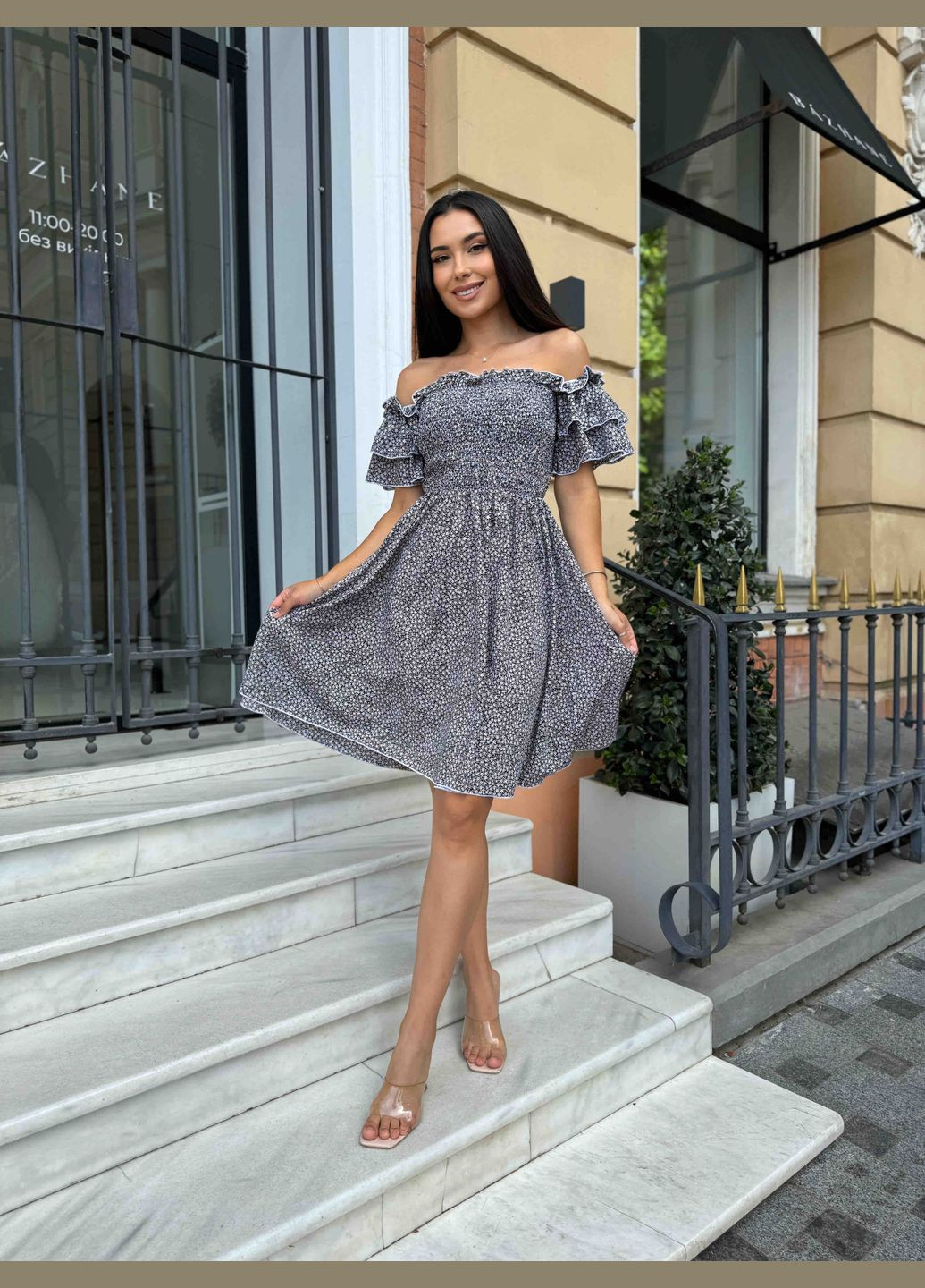 Черное летнее платье с рукавом воланами корсет резинка цветочный черный принт You Best