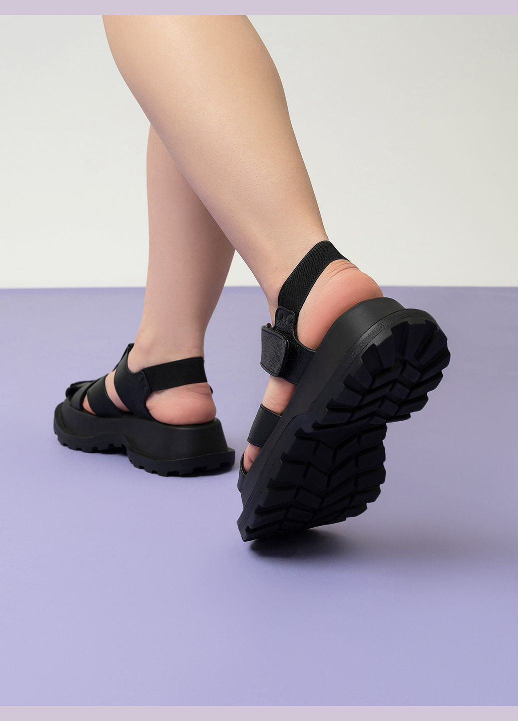 Черные босоножки ISSA PLUS на липучке