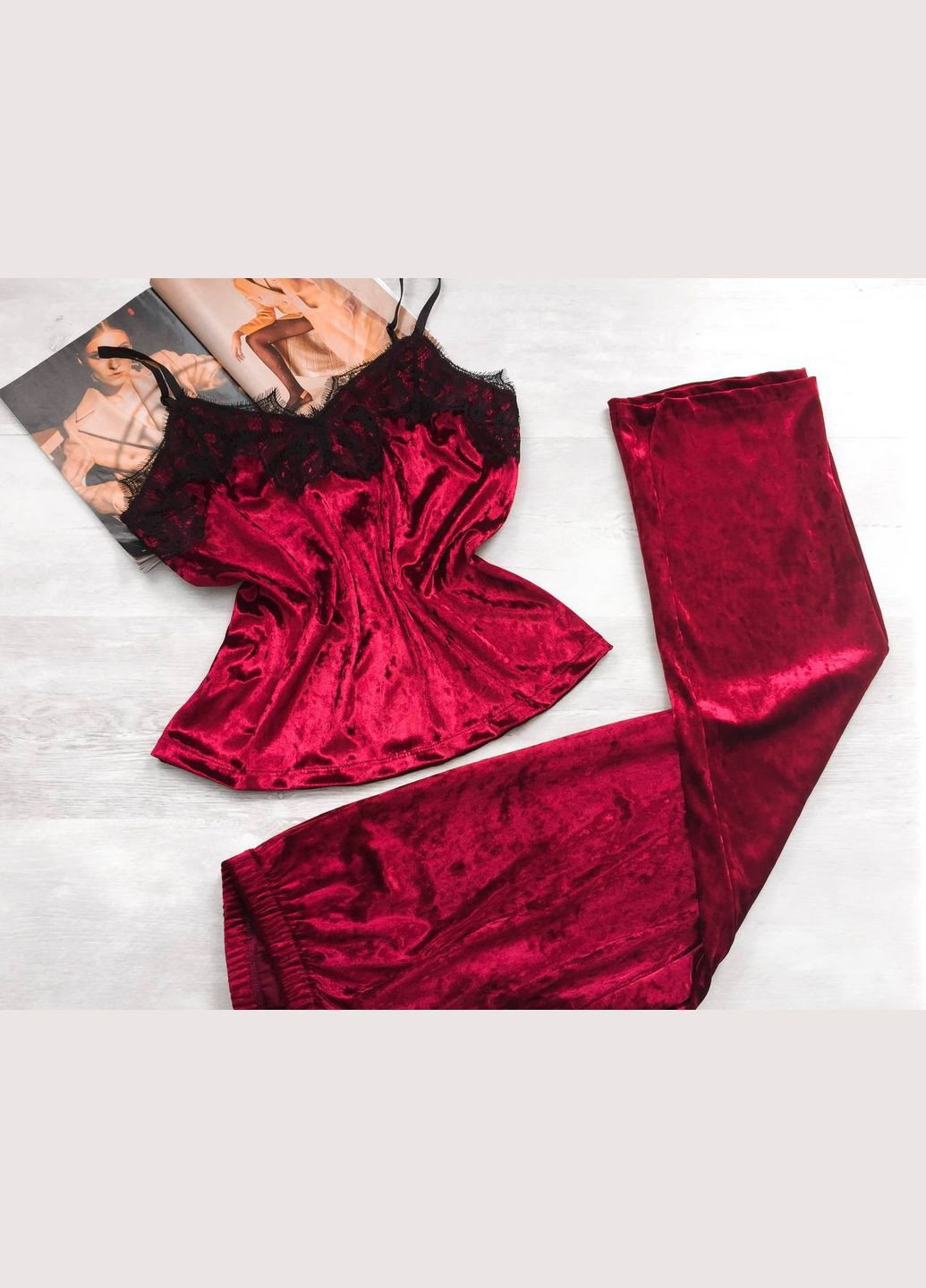 Бордовая женская пиджама велюровая брюки и майка бордо Modashoping