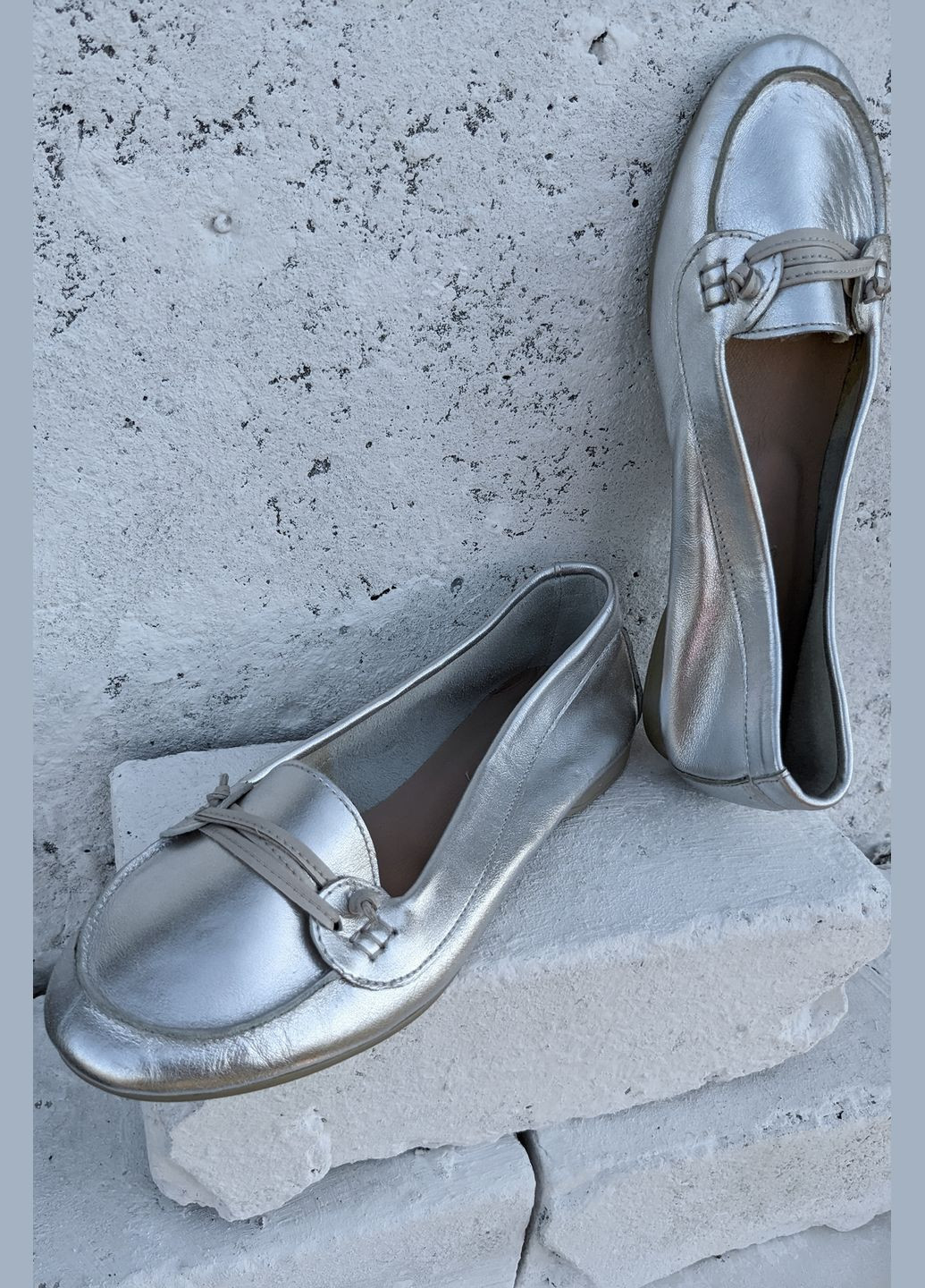Серебряные повседневные, кэжуал стильные и неординарные женские кожаные балетки InFashion