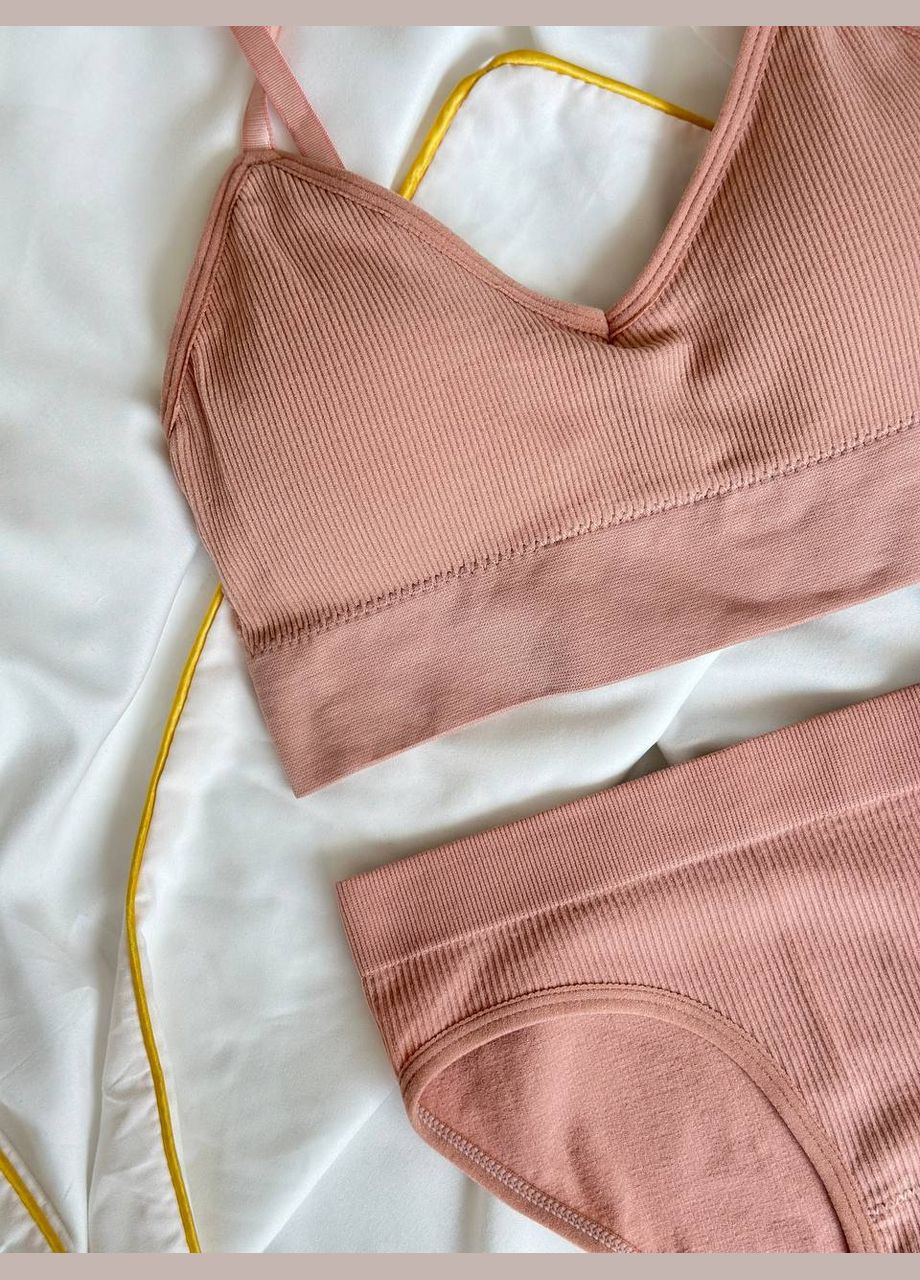 Пудровый демисезонный удобный яркий комплектик Vakko