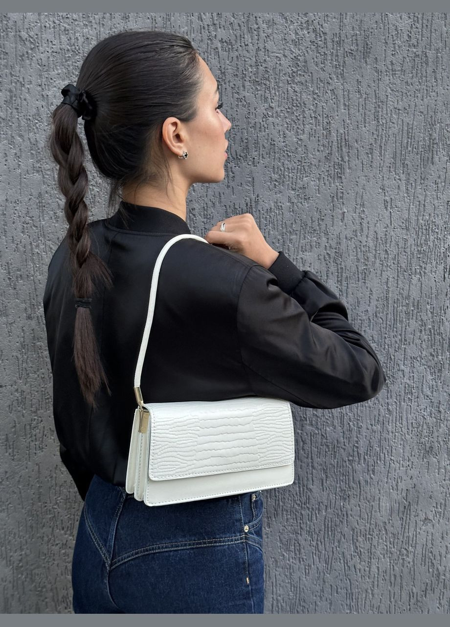 Жіноча біла класична сумка 5611 рептилія через плече клатч на короткій ручці багет No Brand (299279304)