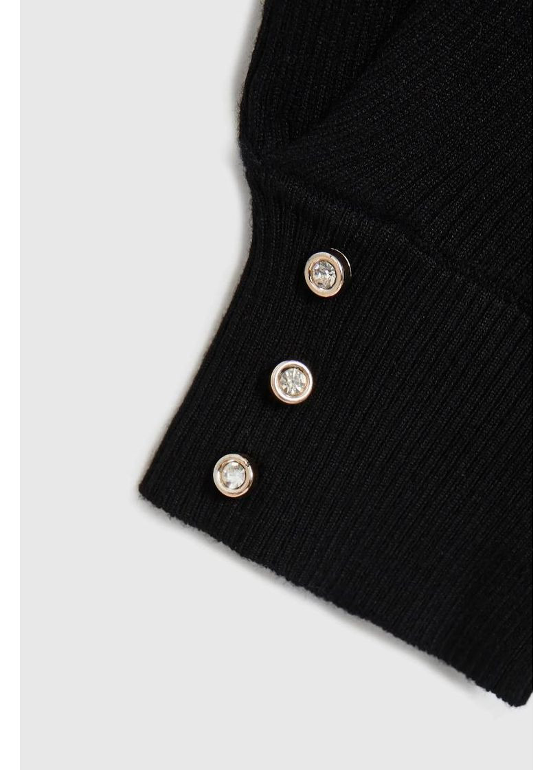 Чорний зимовий светр Moodo