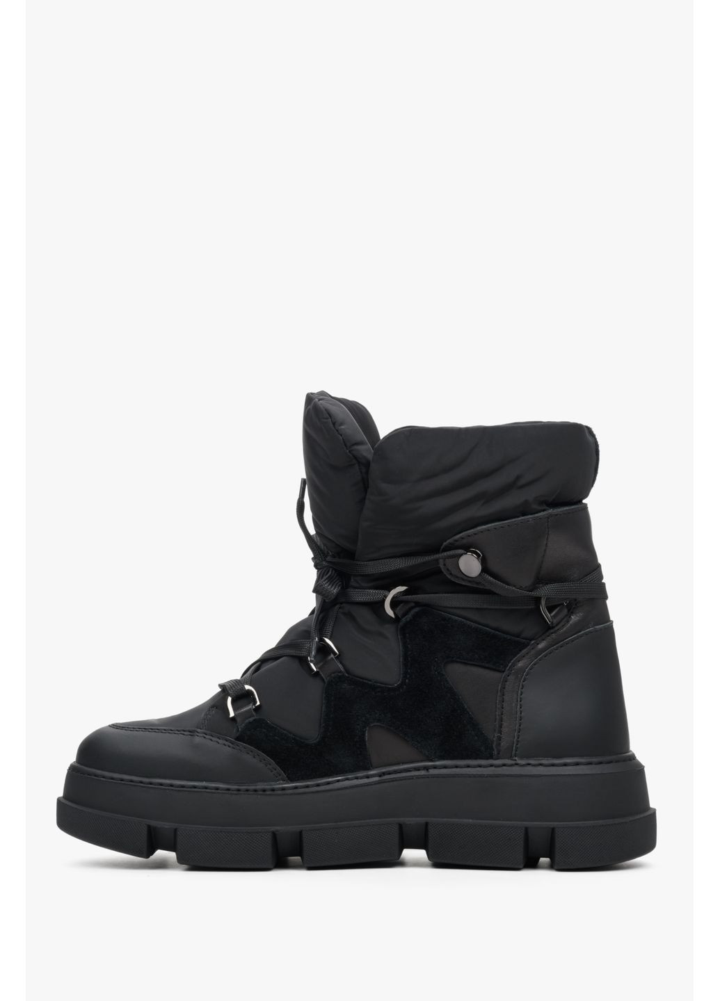 Осенние ботинки, цвет черный Estro
