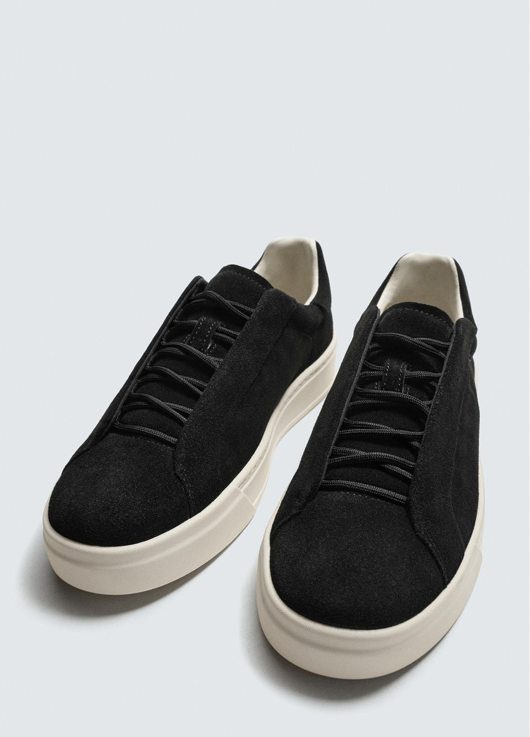 Черные демисезонные кроссовки Zara