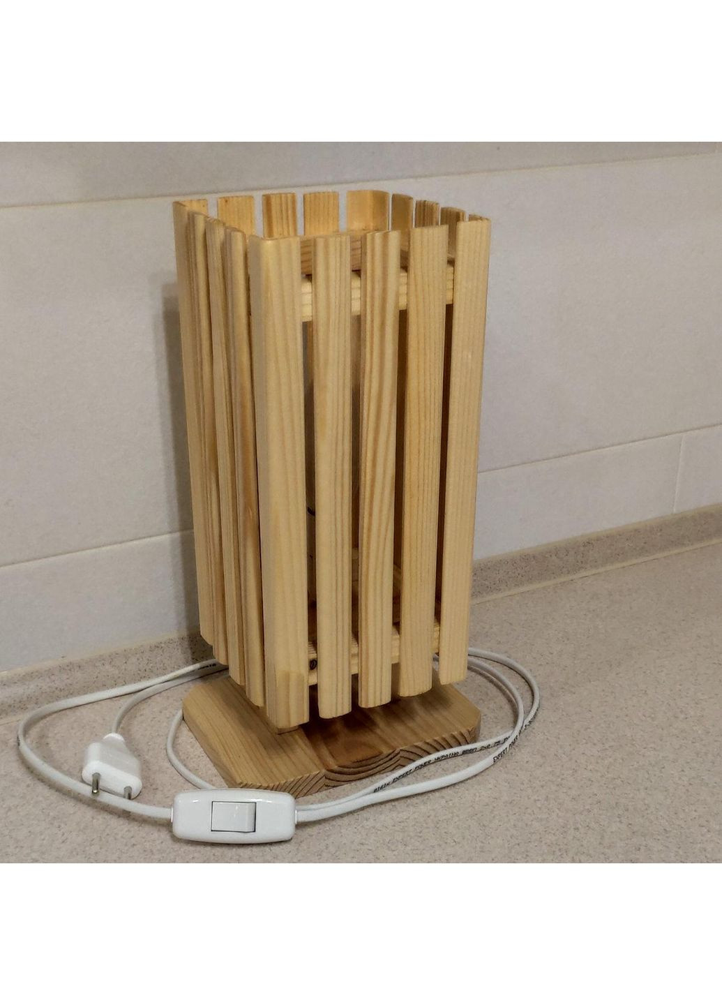 Настільна лампа нічник з дерева. Декоративні настільні лампи Handmade (371798274)