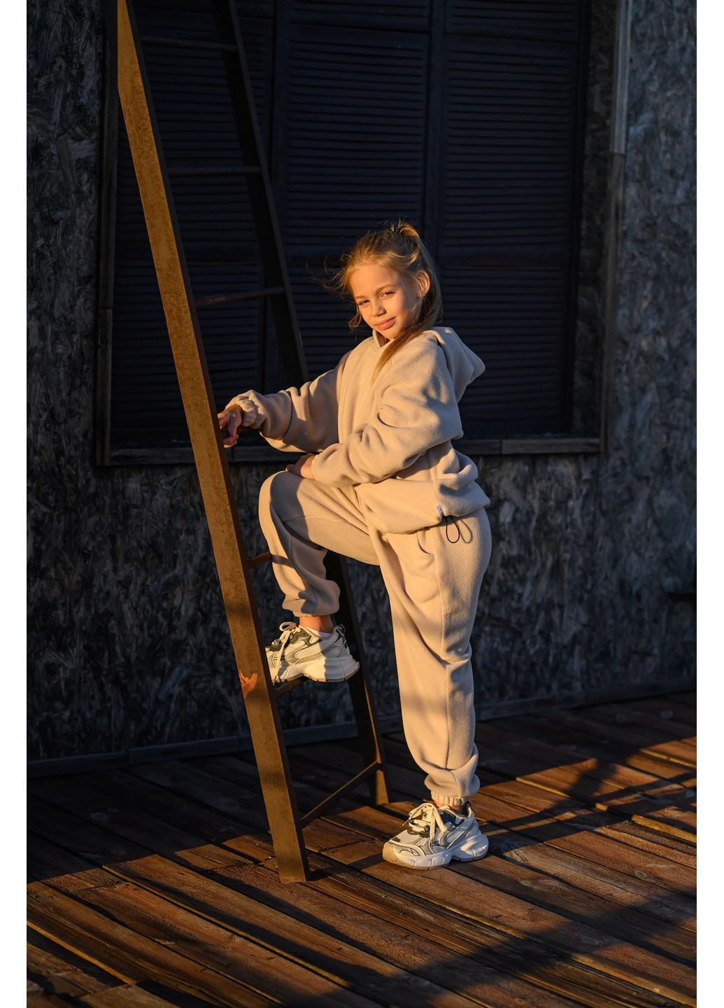 Бежевий флісовий костюм для дівчаток / підлітків No Brand