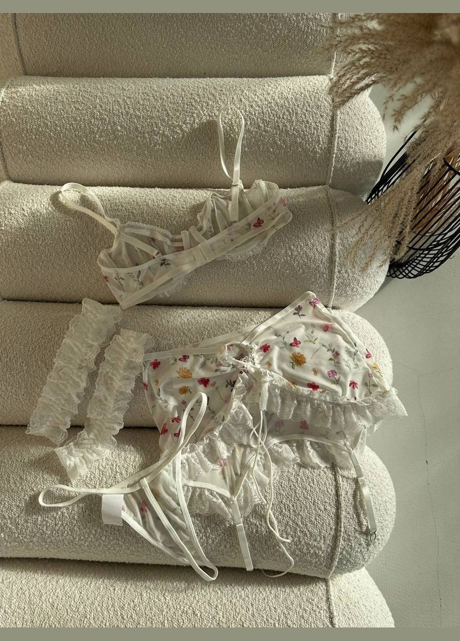 Белый комплект нижнего белья Domino