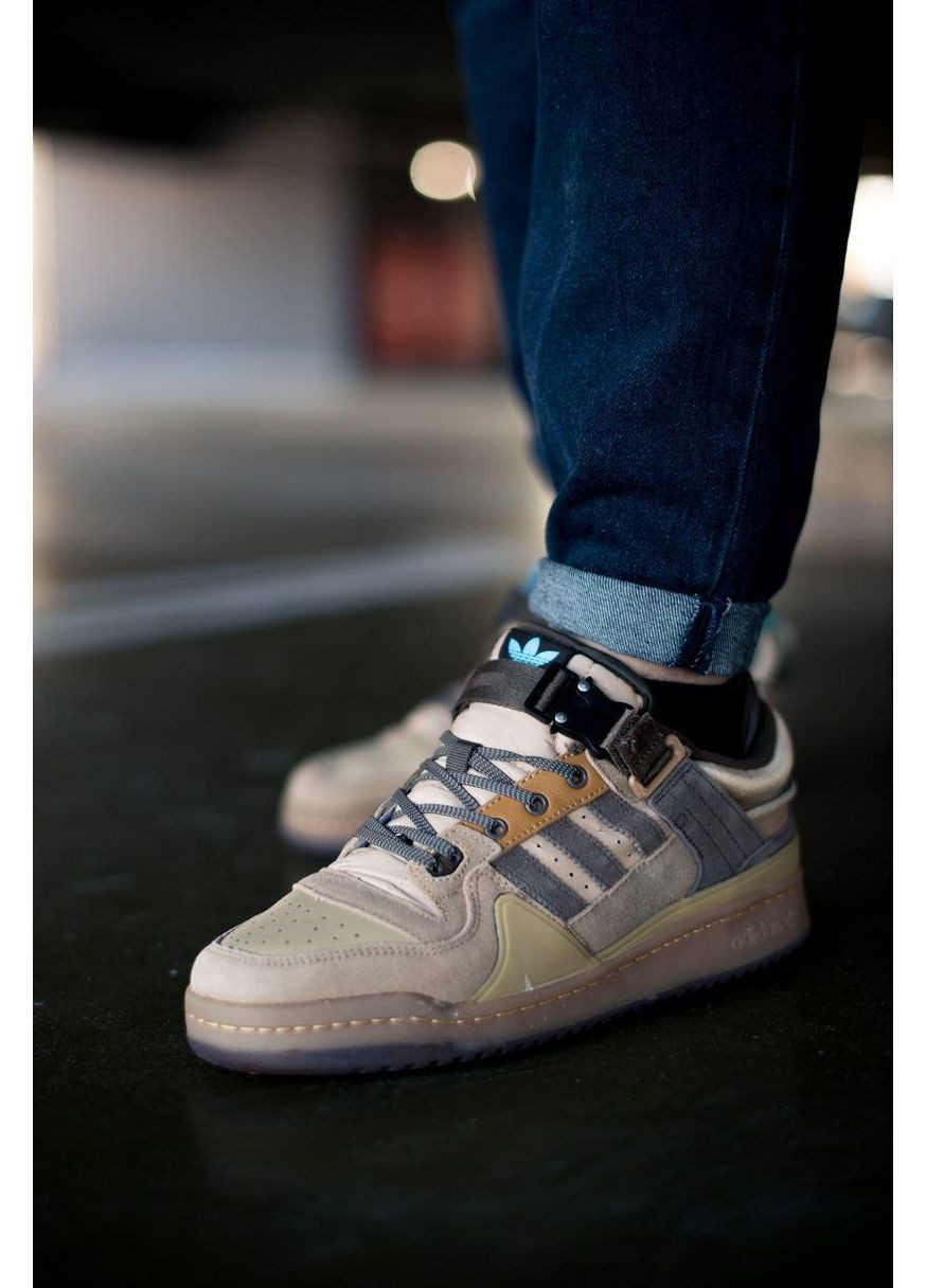 Бежевые демисезонные кроссовки мужские adidas bad bunny x forum buckle low адидас бед банни форум No Brand