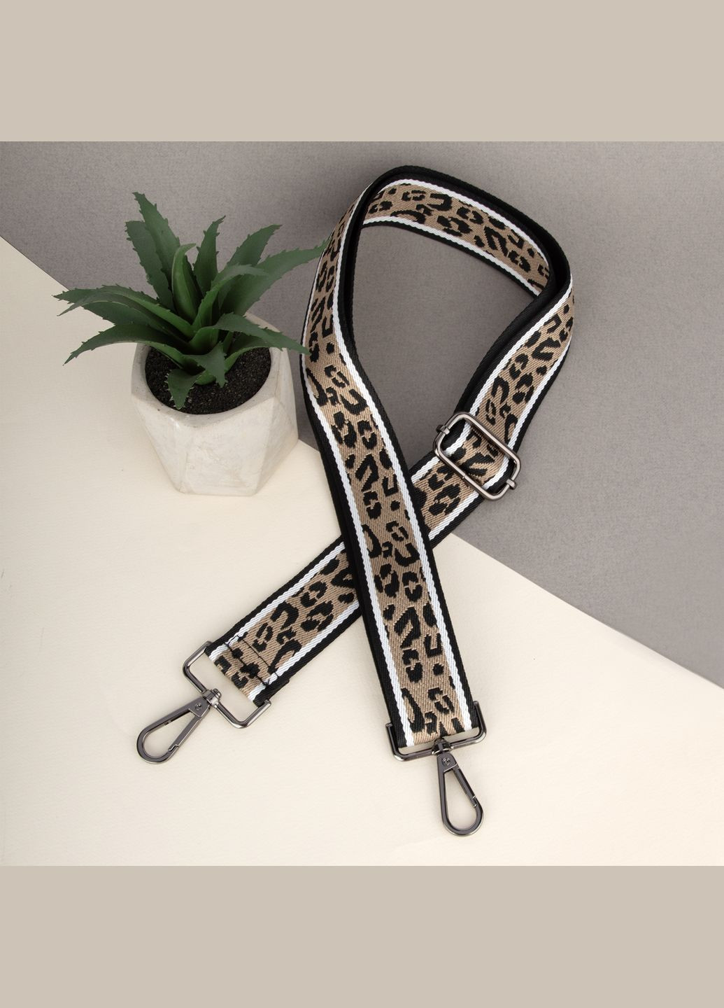 Ремень для сумки текстильный 38 мм 2439 black с карабинами леопардовый HandyCover (325882810)