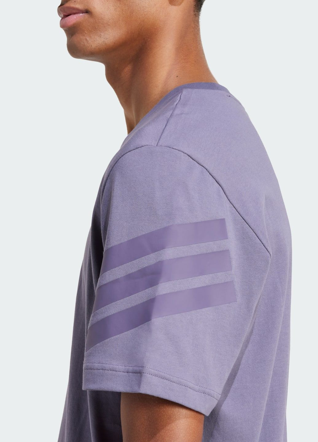 Фиолетовая футболка future icons 3-stripes adidas