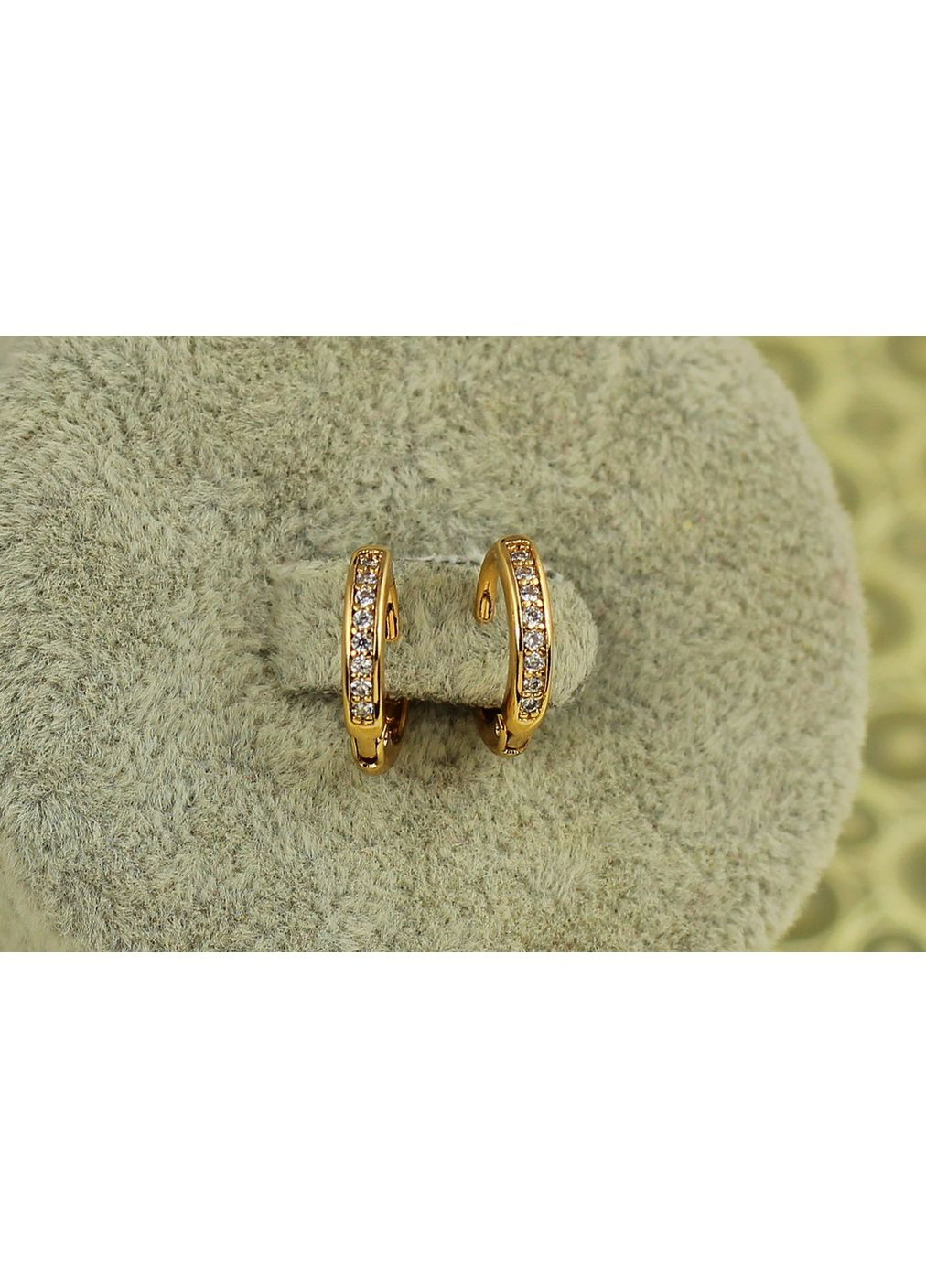 Серьги кольца с камешками 1,1 см золотистые. Xuping Jewelry (365248863)