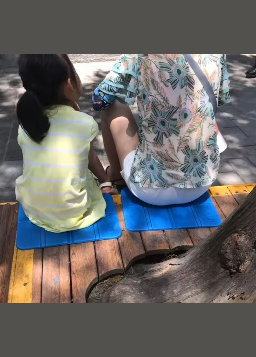 Міні каремат. Складаний антивологий килимок для сидіння, для пляжу,пікніку,відпочинку. СИНІЙ No Brand (340916698)