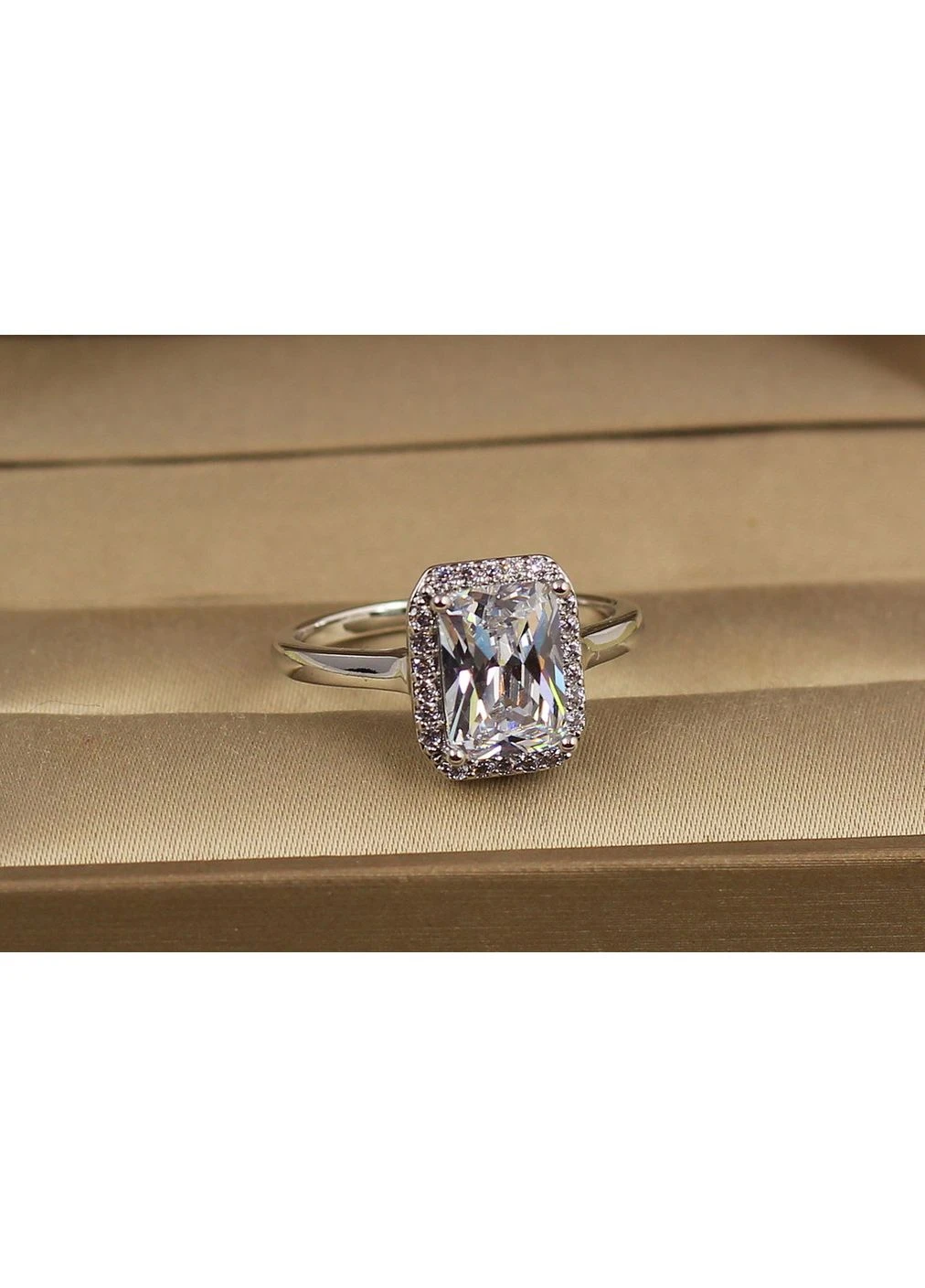 Кольцо Авангард р 16 серебристое love-shopping Xuping Jewelry (387401709)