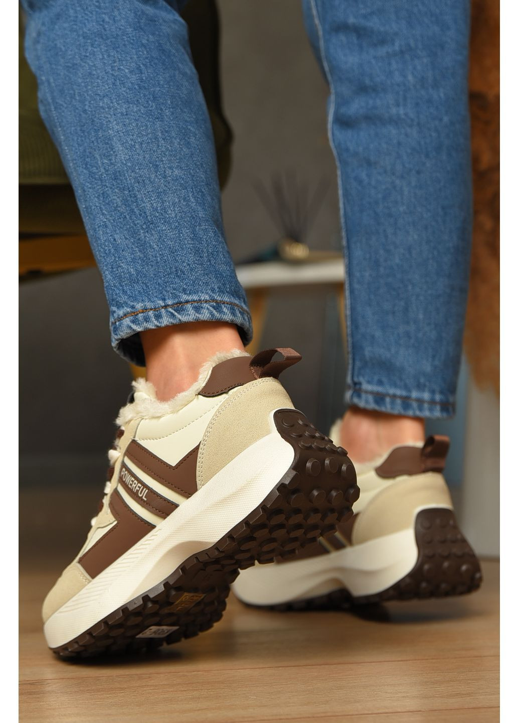 Кросівки жіночі бежевого кольору на хутрі Let's Shop бежеві зими (365589439)