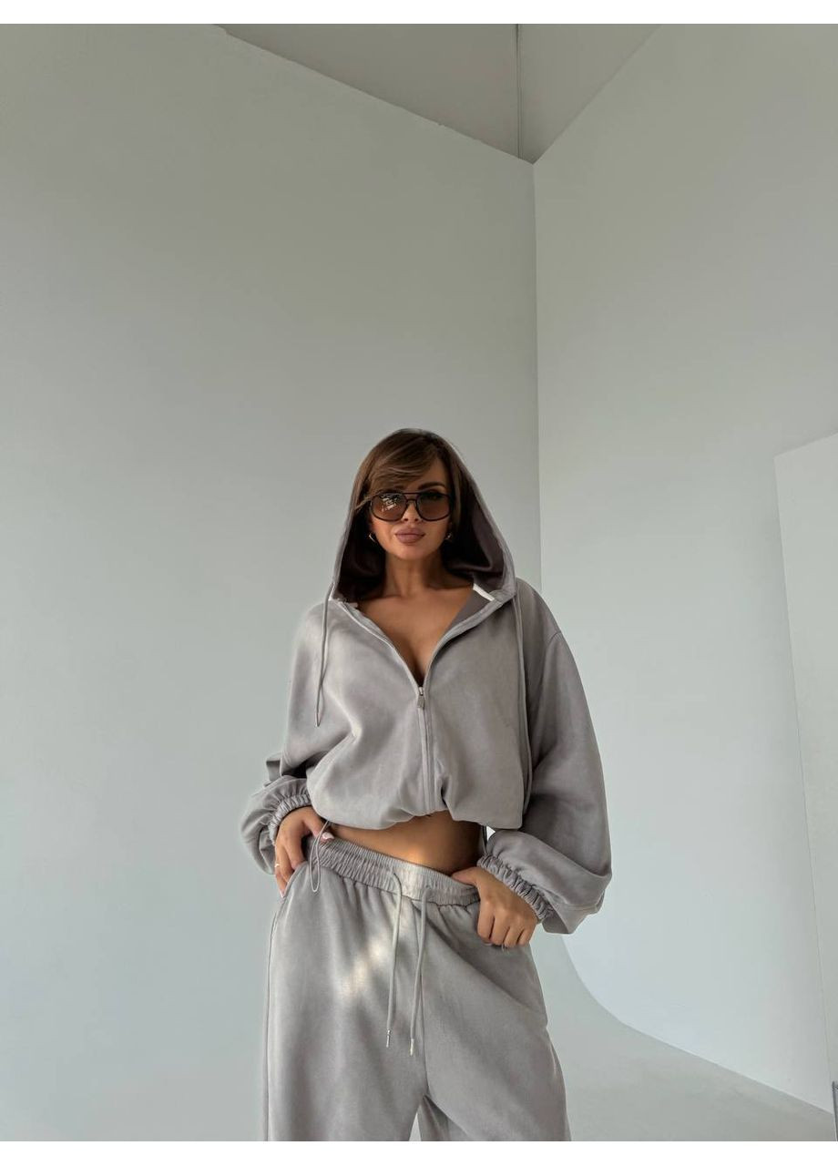 Трендовий замшевий костюм в стилі Zara Vakko (361298556)