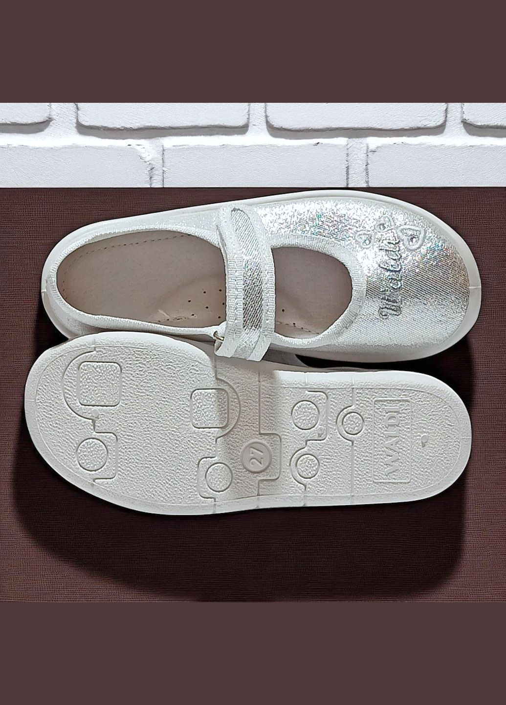 Ортопедичні закриті тапочки на липучці змінка в садок капчики для дівчинки Валді Waldi (337946841)