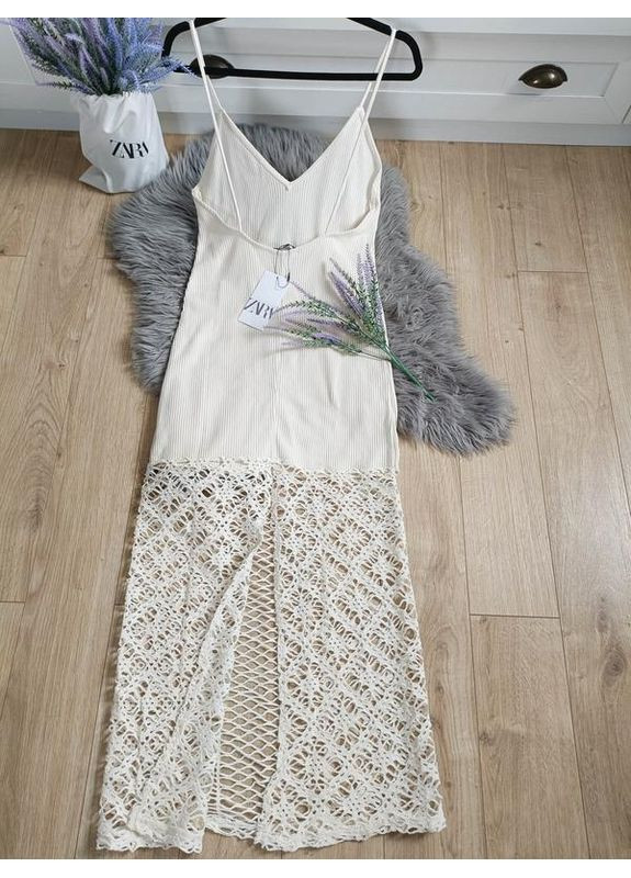 Бежева жакардова сукня міді з відкритою спиною Zara