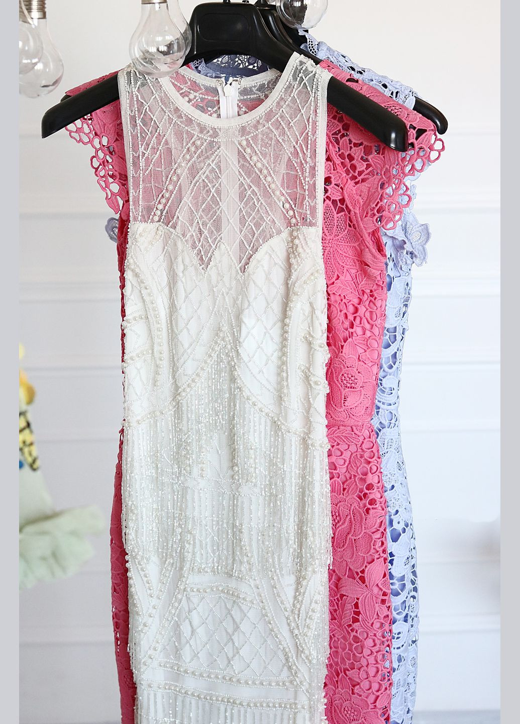 Білий сукня міді з бахромою і перлової обробкою design Asos