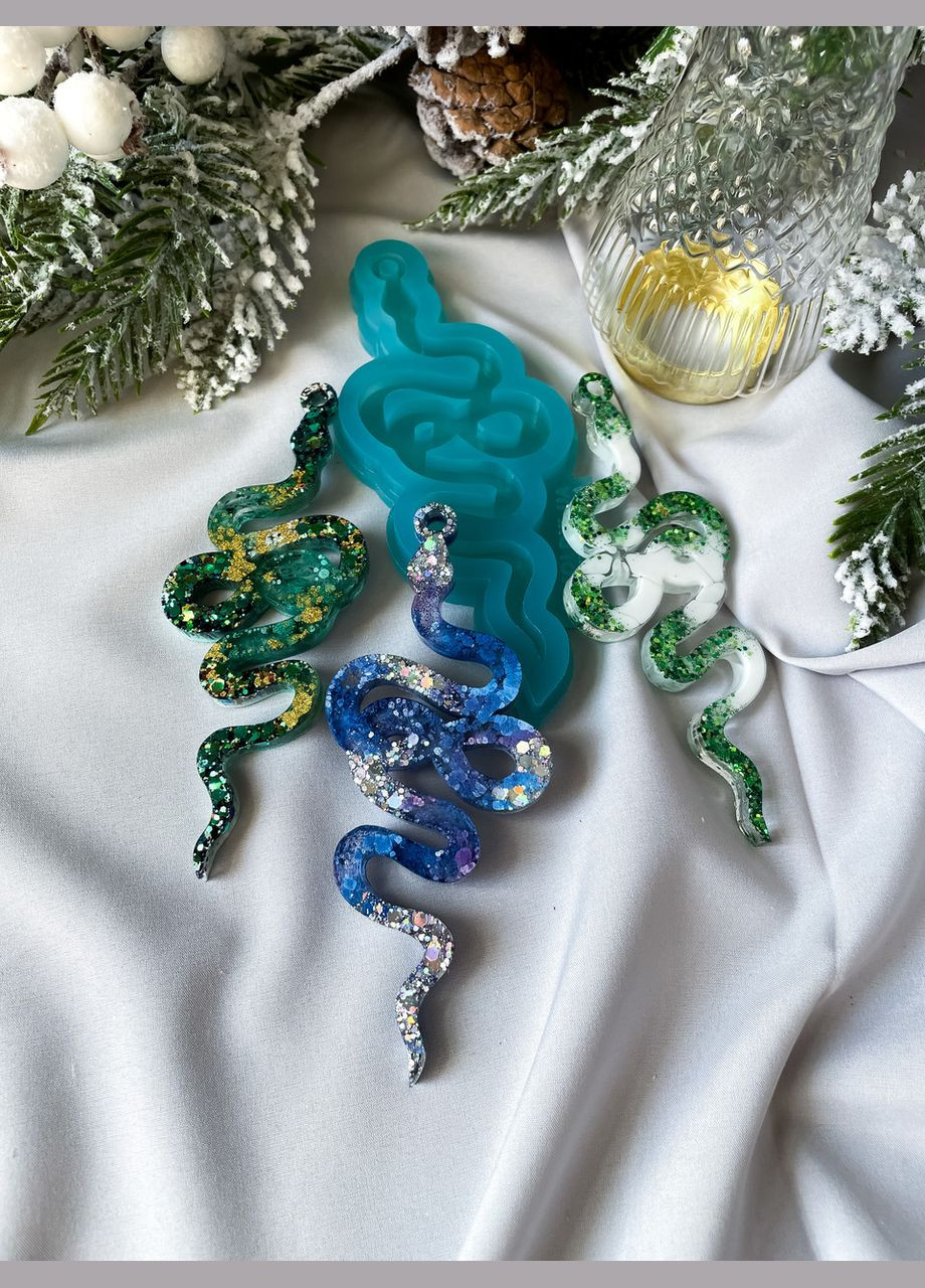 Молд Змея длинная форма для новогодних игрушек на елку силиконовая форма для эпоксидной смолы No Brand (370566841)