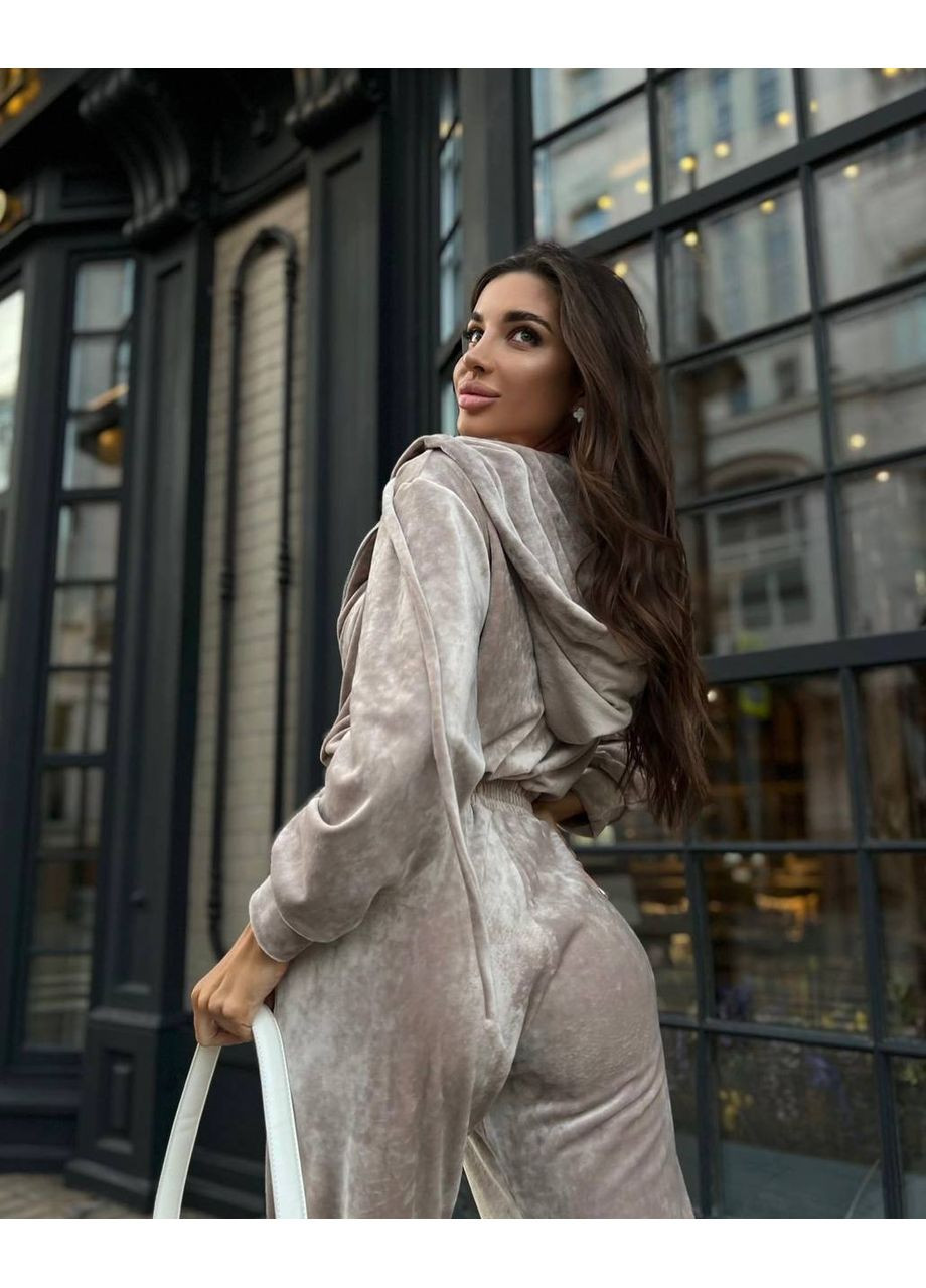 Жіночий велюровий комбінезон Україна (358934408)