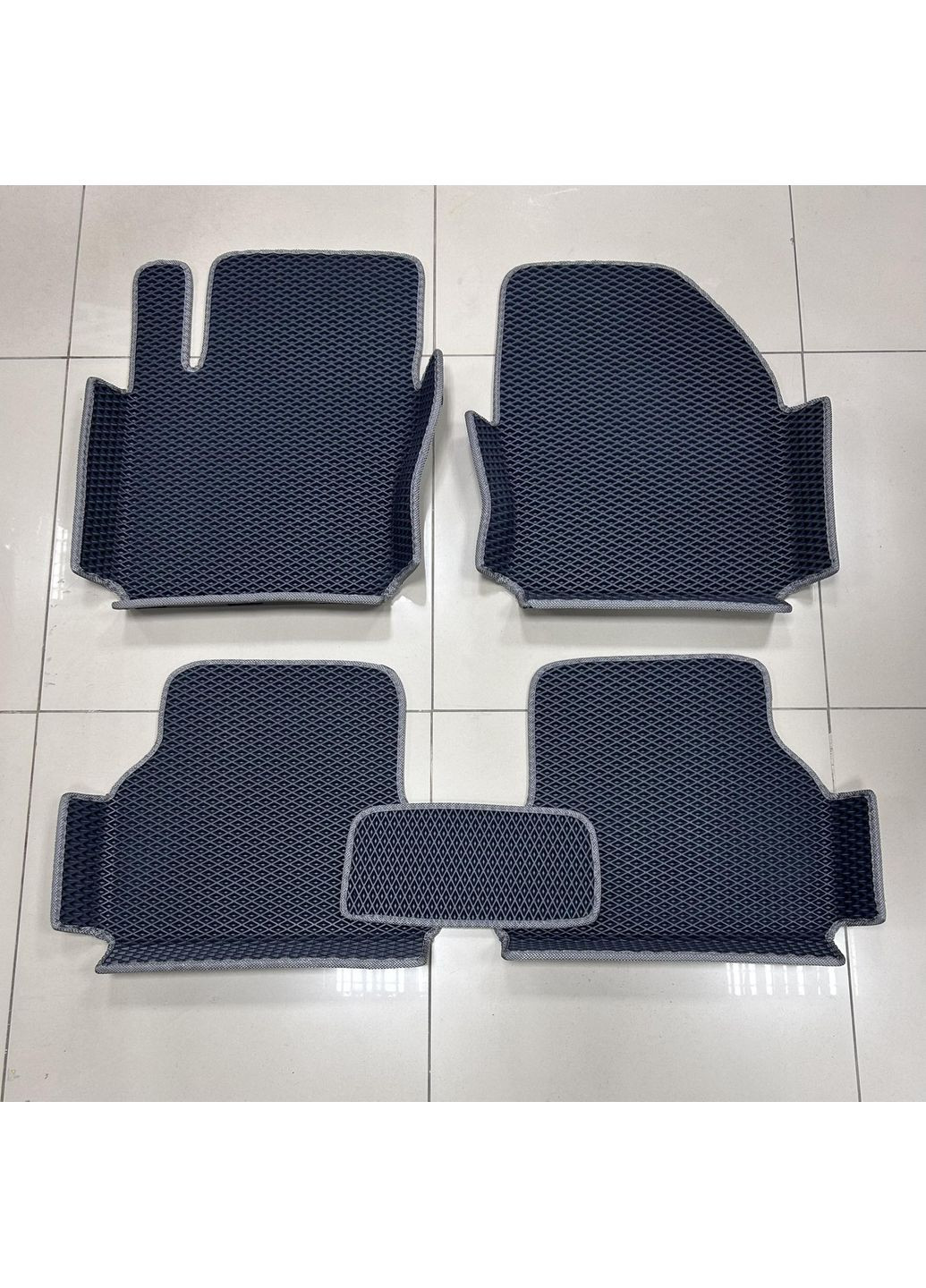 Килимки з бортиками в салон з 3Д лапою для Ford 2 2004-2010/ Форд Фокус 2 Eva Focus (360619124)