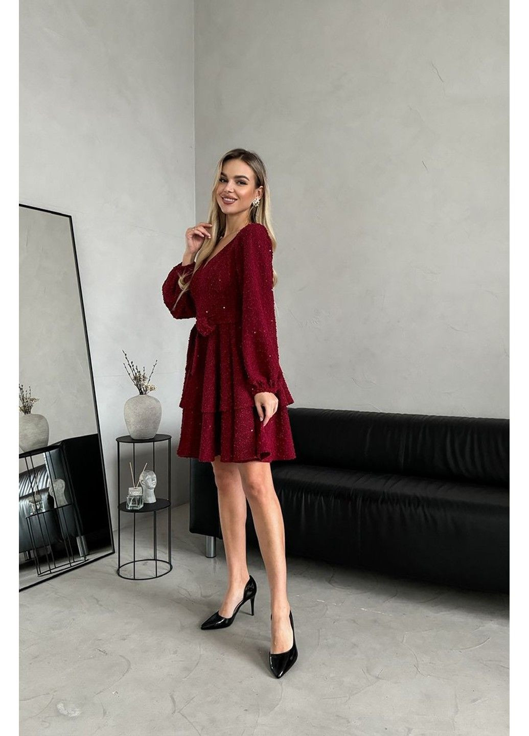 Бордовое коктейльное платье букле воланы 24110 бордовое Tanita-Romario