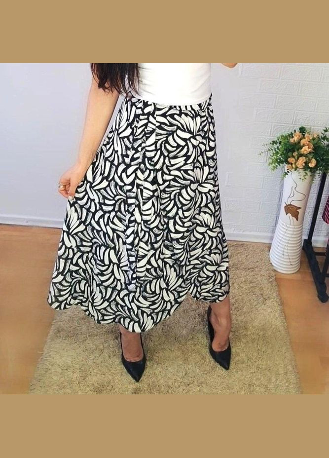 Черно-белая праздничный, коктейльный, повседневная, джинсовая, вечерний, пляжный, кэжуал с абстрактным узором юбка женская на запах, модная, легкая, длина миди, талия на резинке, пояс в комплекте No Brand на запах