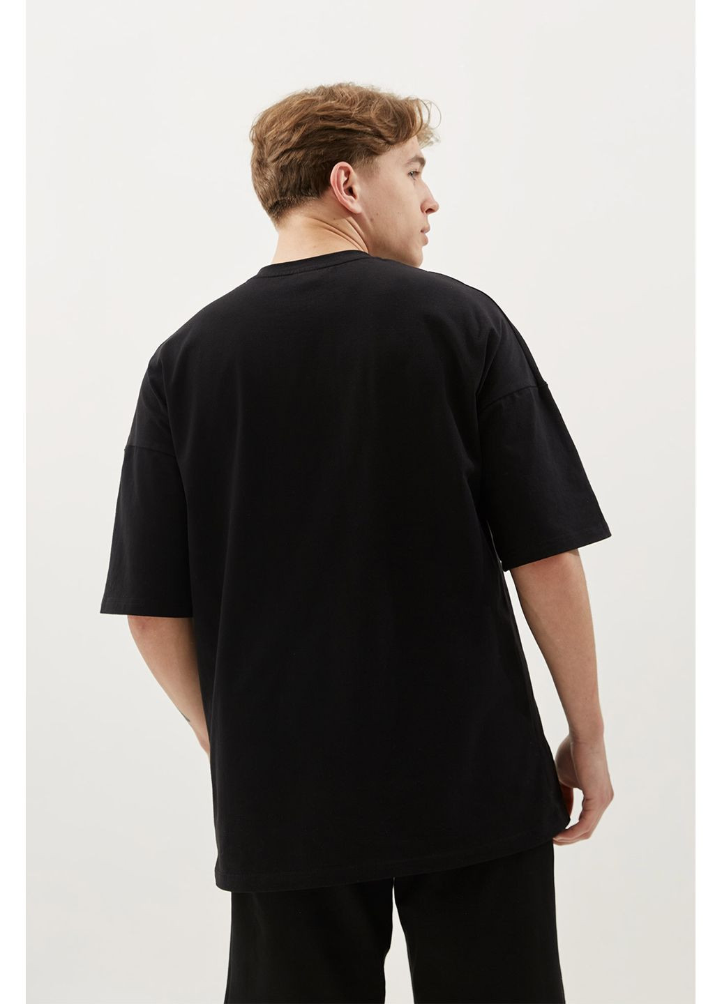 Черная оверсайз футболка "don't push the horses" Garne