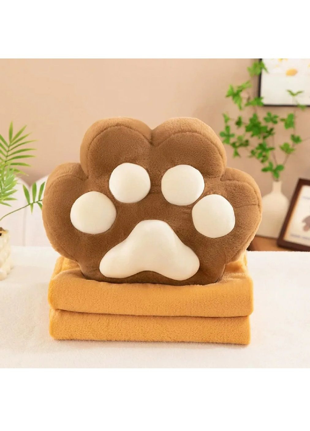 Плюшевая подушка с пледом 110х160 см синтепоновым наполнителем для детей взрослых (480603-Prob) Таба Лапка коричневая Unbranded (338598153)