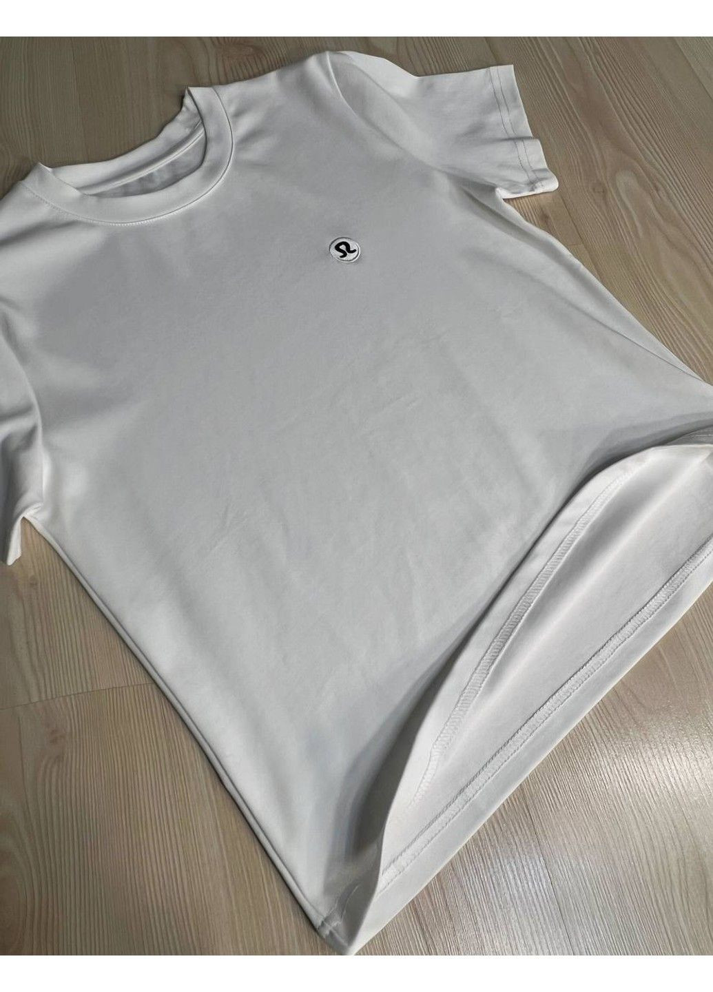 Футболка женская A-N 26048 базовая средняя длина классическая вышивка омега No Brand - (331328995)