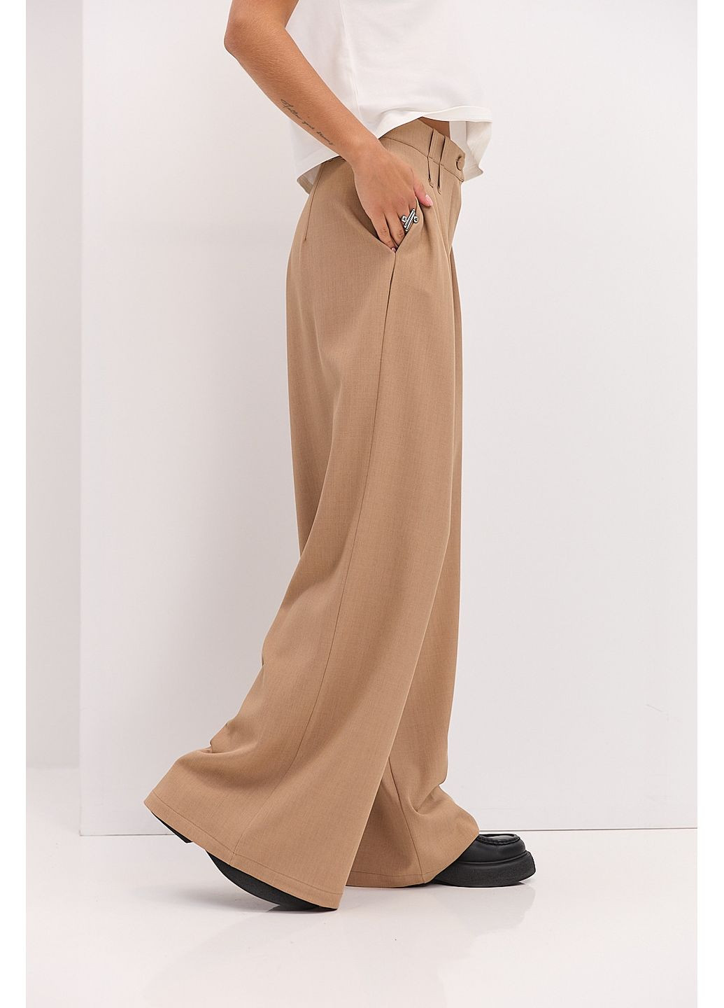 Женские брюки-палаццо со складками черные Arjen (361056783)