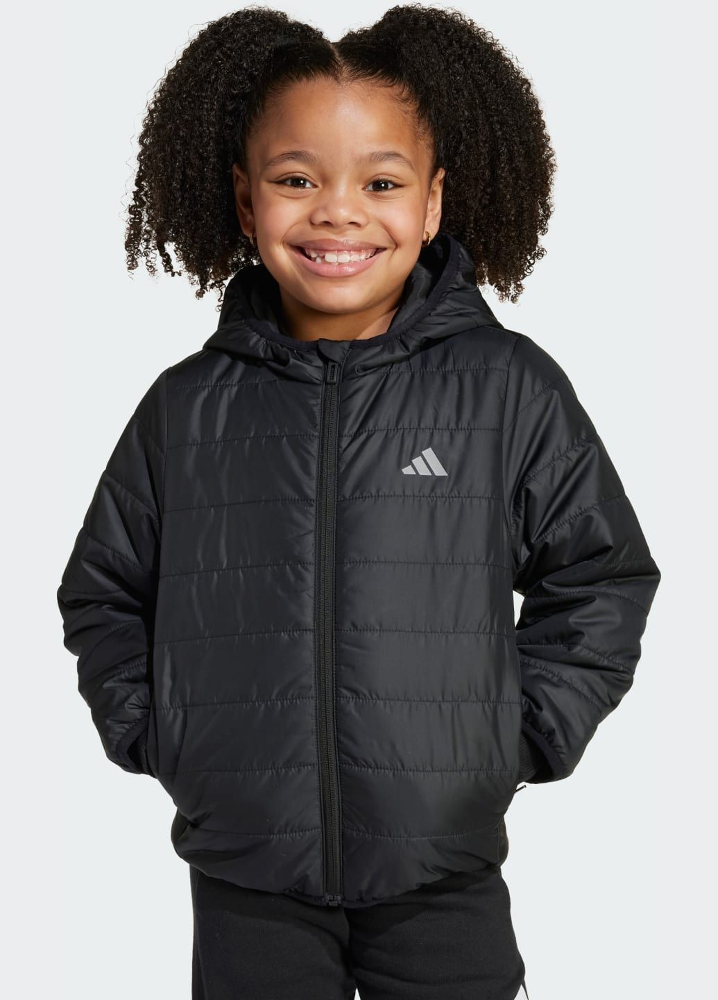 Черная демисезонная куртка essentials light padded kids adidas