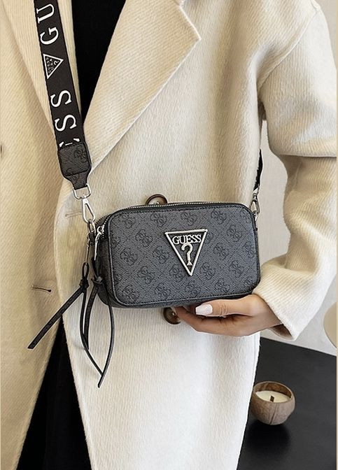 Жіноча сумка прямокутна крос-боді сіра Guess (294908855)