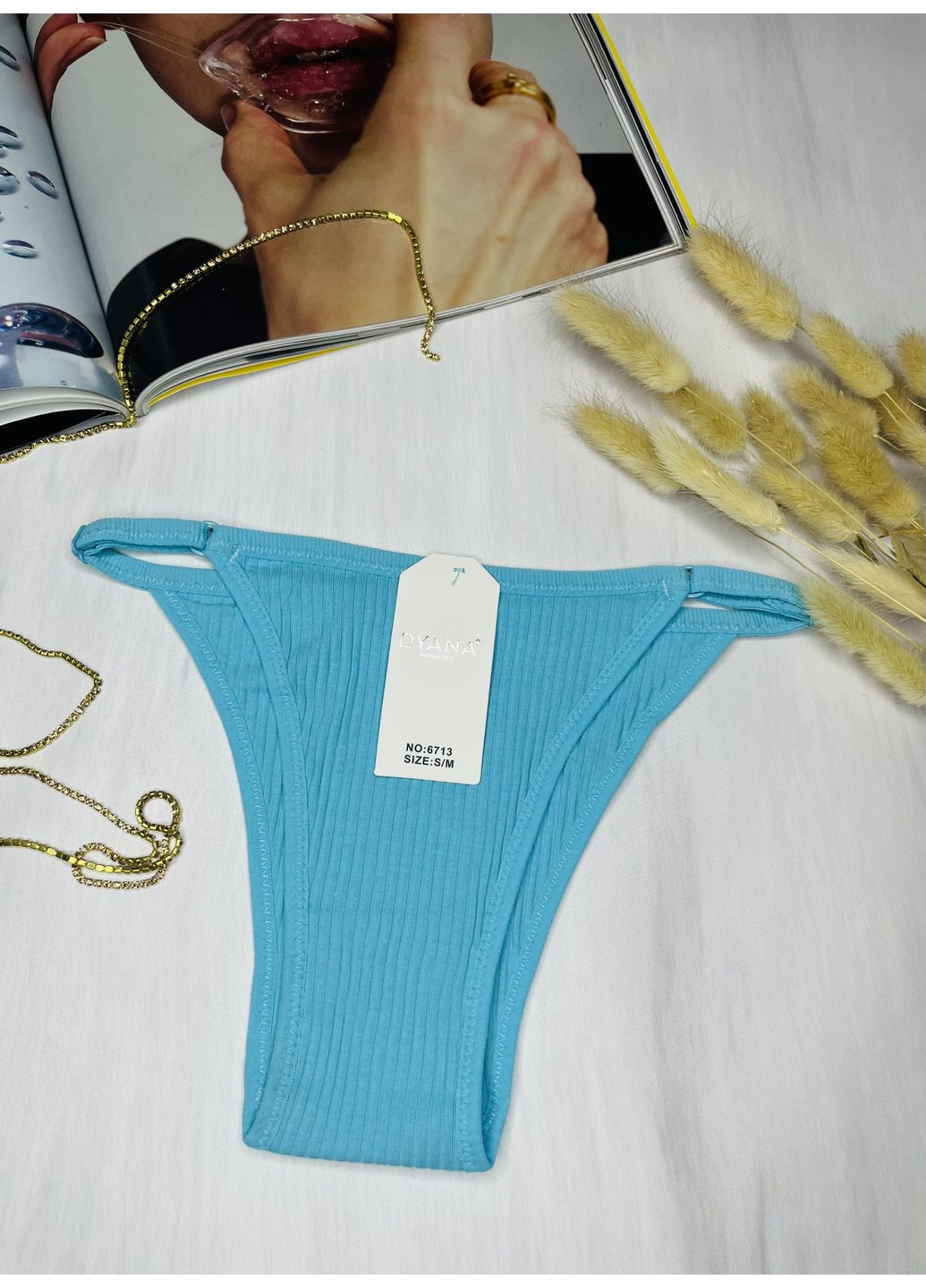 Трусики бразиліани в рубчик з регуляторами об'єму Dyana Intimates (352768600)