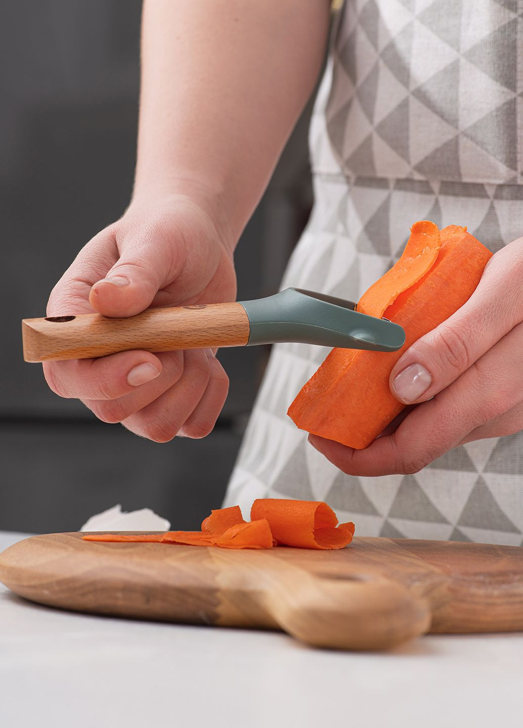 Набор для пиццы Мамин Посуда Пицероб Овощечистка, Терка, Нож для пиццы 3 предмета Мамин Посуд (327432608)