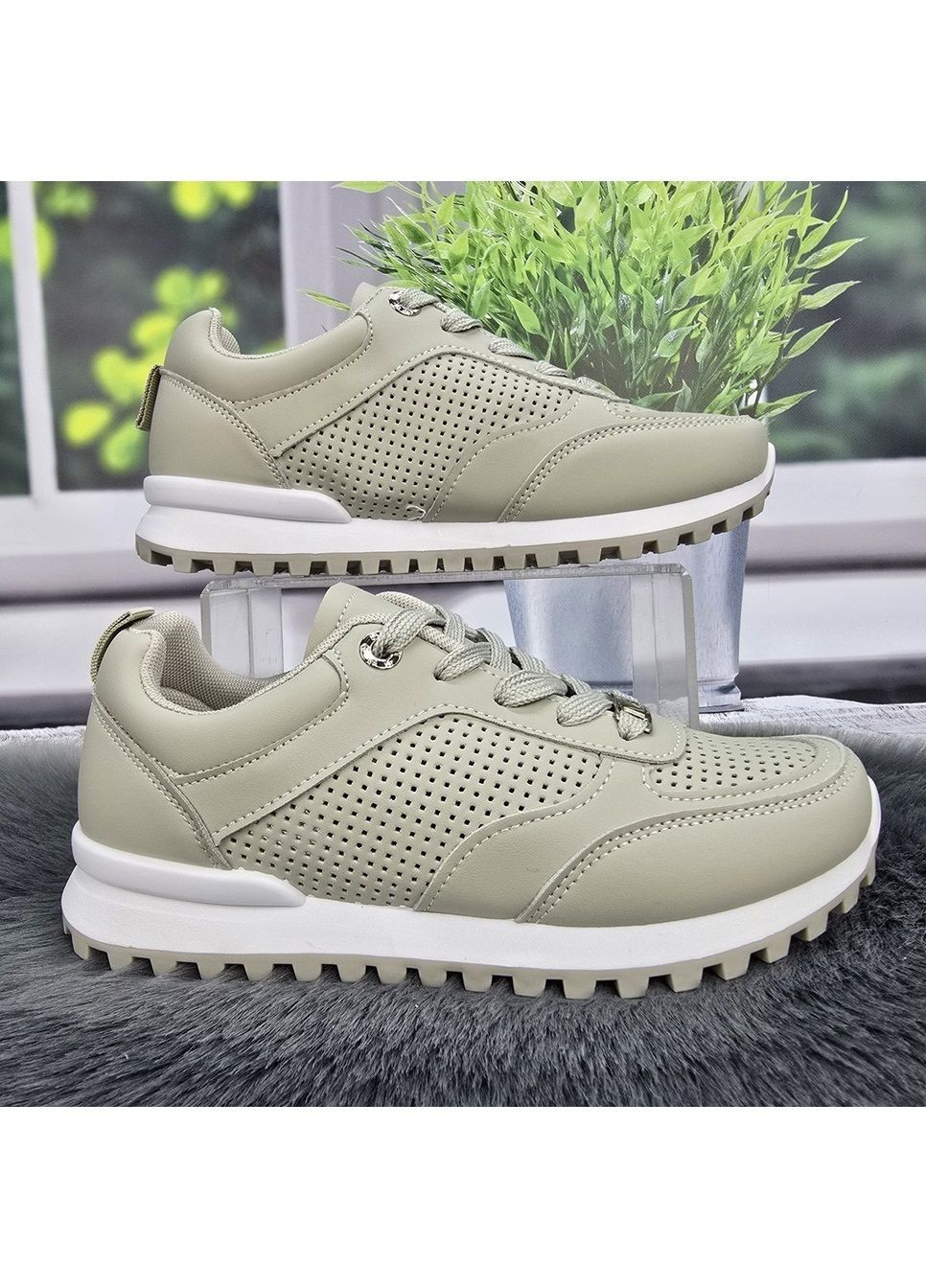 Кросівки жіночі Gipanis світло-сірі демісезони (322187636)