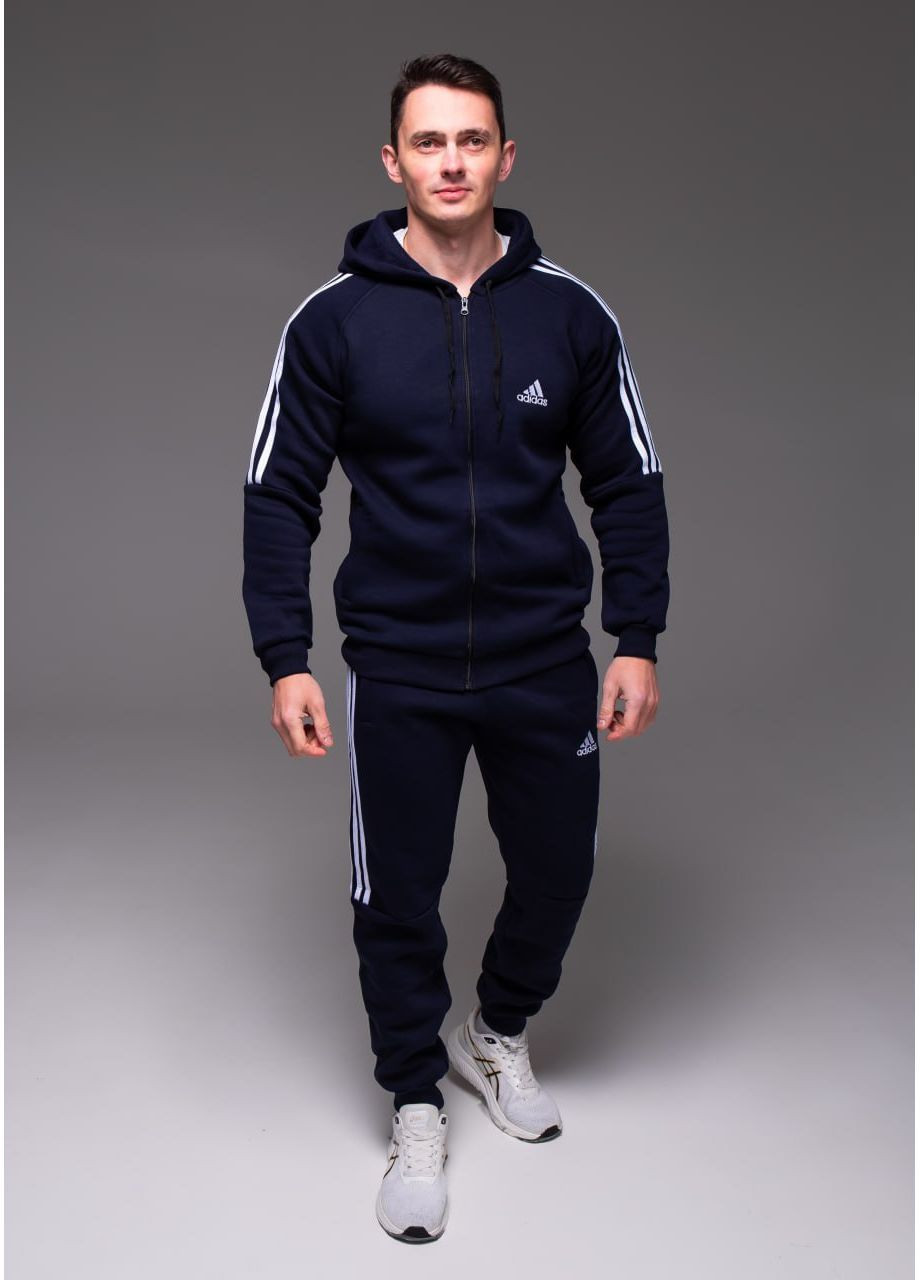 Мужской утепленный спортивный костюм на манжетах. No Brand (364869401)