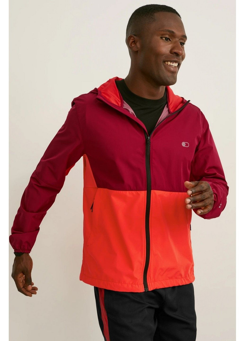 Бордова демісезонна куртка спорт C&A