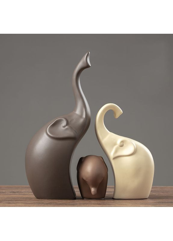 Набір з трьох статуеток "Сім'я слонів". Символ міцністю сім'ї, любові та благополуччя No Brand (329038279)